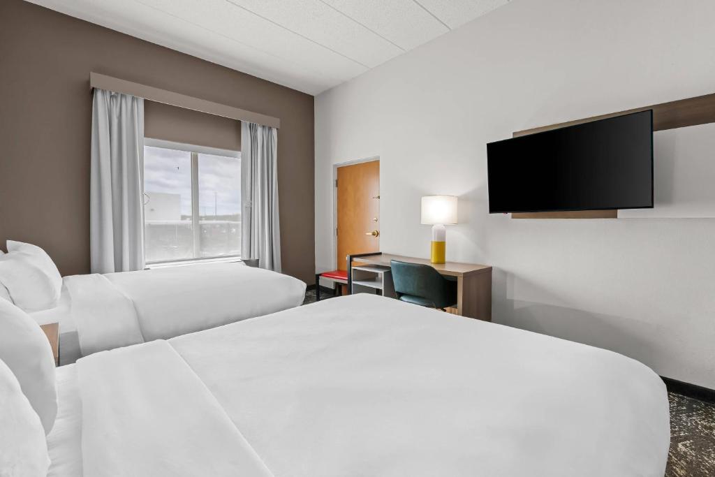 Comfort Suites Columbia at Harbison photo