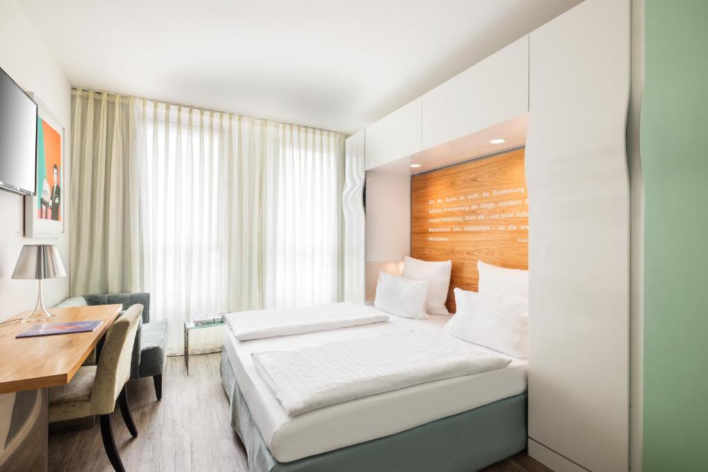 
Comfort Double Courtyard
