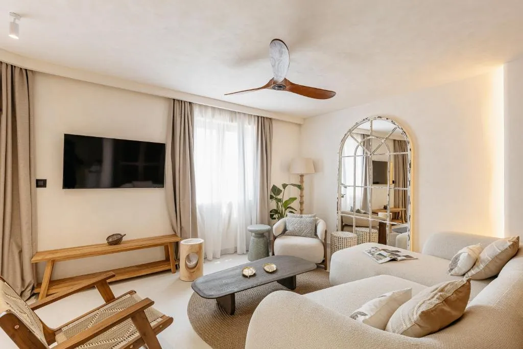 Junior Suite with Balcony ground floor – Annex