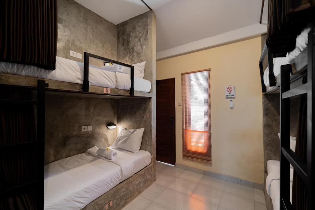 Joni Ubud Hostel - 1