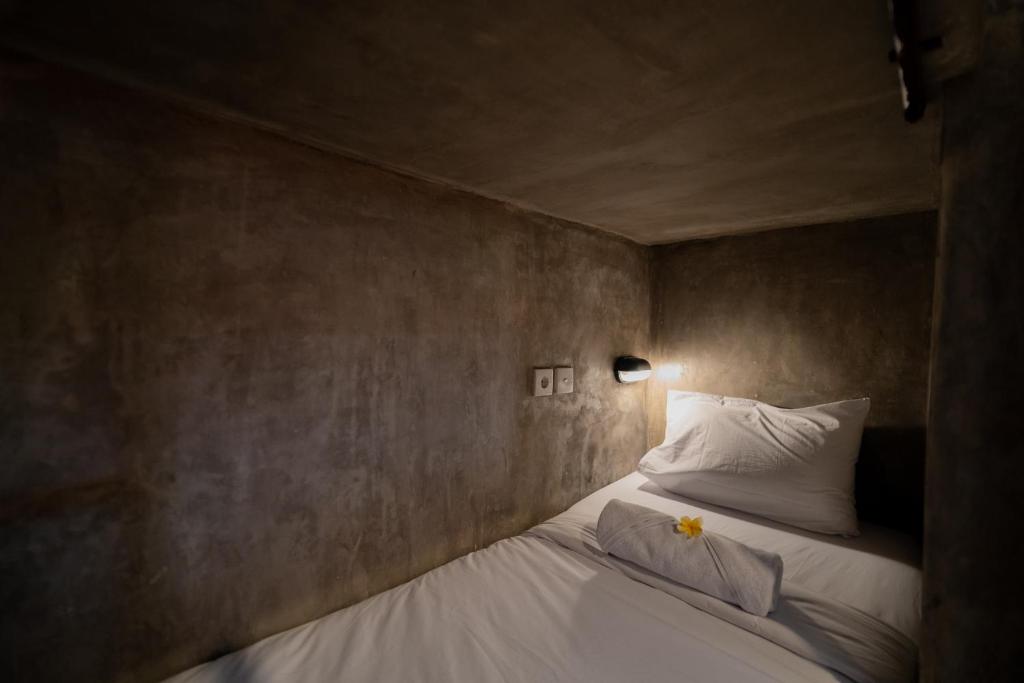 Joni Ubud Hostel - 6