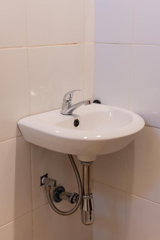 Joni Ubud Hostel - 18