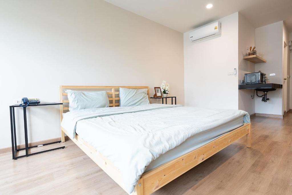 L.A. Tower Hotel - Resim 2