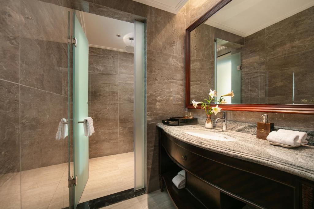 La Mejor Indochine Hotel - 4