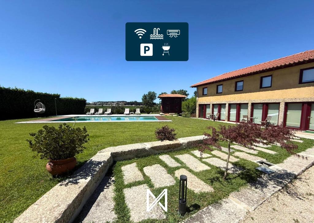 Swimmingpoolen hos eller tæt på MyStay - Quinta do Louro