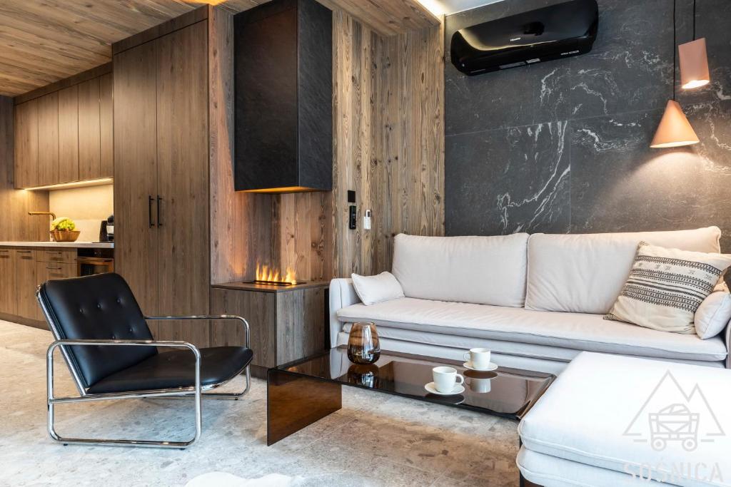 
Two-Bedroom Deluxe Apartment A10
