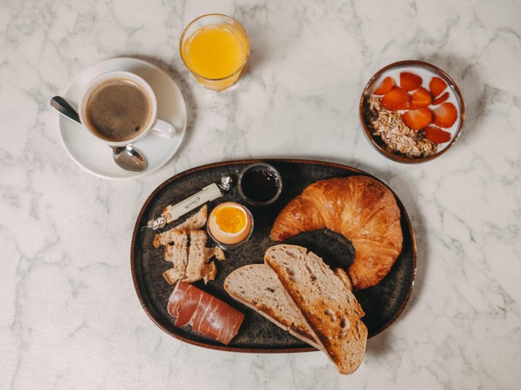 Snob Hotel - Resim 27