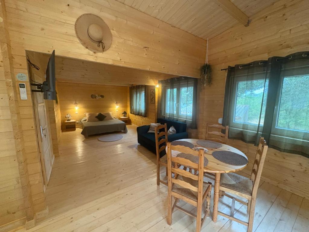 Postel nebo postele na pokoji v ubytování Chalet Chêne-Pin