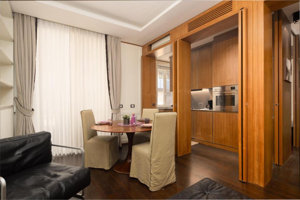 Old Bridge Exclusive Apartment 2 BDR