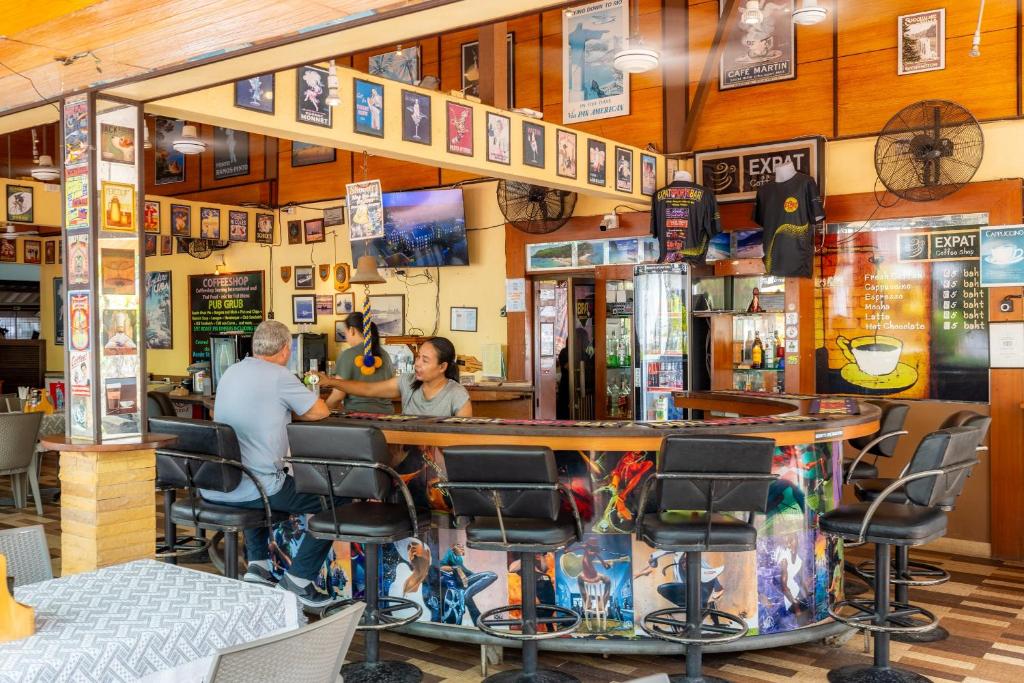 The Expat Hotel Patong - Resim 10