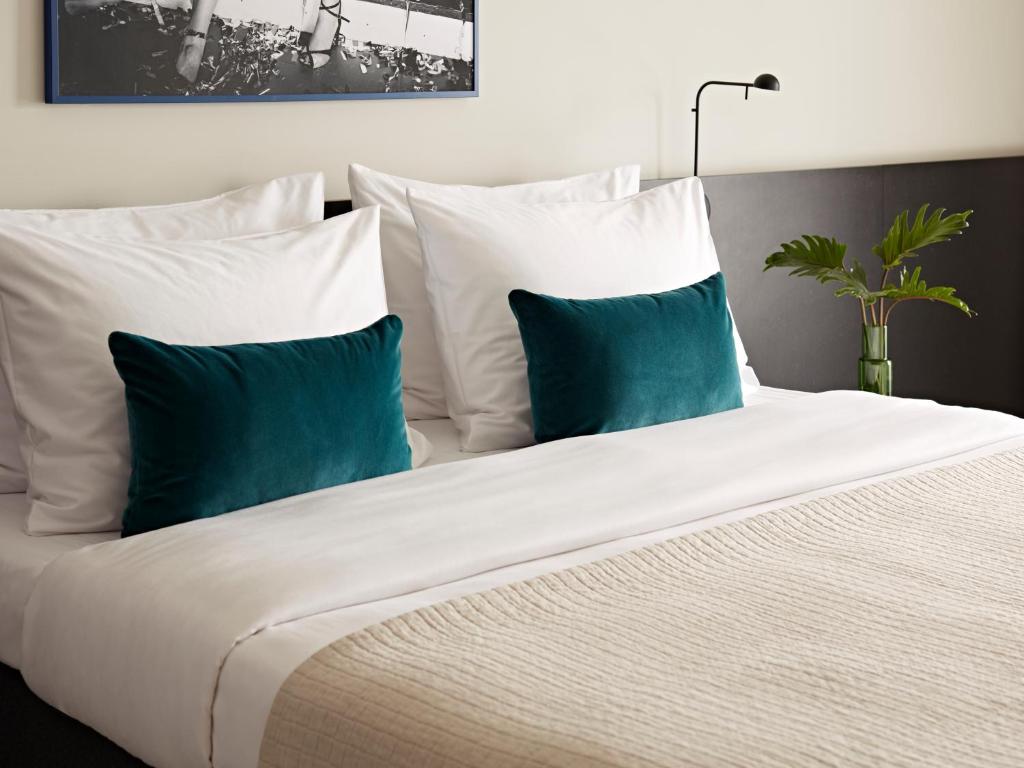 Numa Berlin Savi - Resim 1