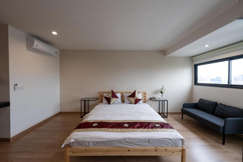 L.A. Tower Hotel - Resim 7