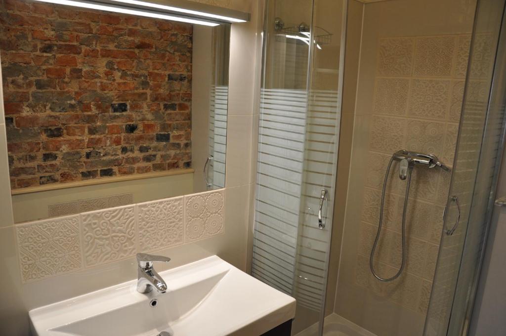Kúpeľňa v ubytovaní BE WELL 3-Rooms Apartment with Parking and Garden
