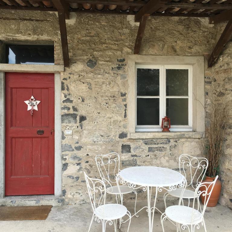Zdjęcie z galerii obiektu Country House Cozzena w mieście Maslianico