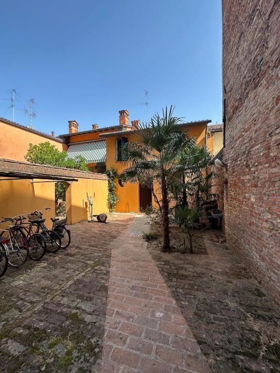 B&B Emilia 330 Imola Centro Apartment - Housity