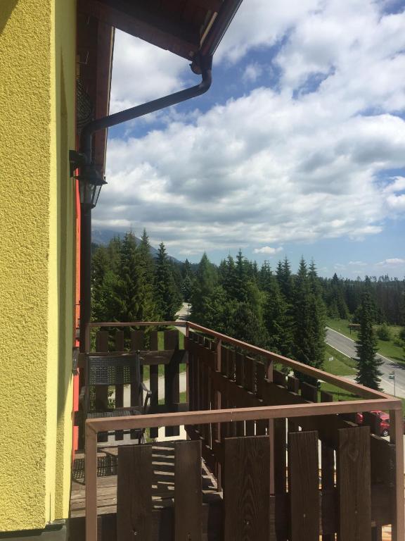 Balkón nebo terasa v ubytování Penzión Štrba