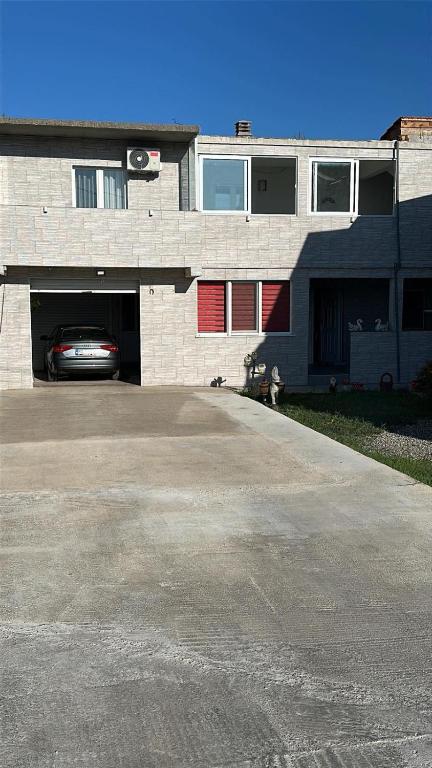 Apartmani Nevena Airport - 1