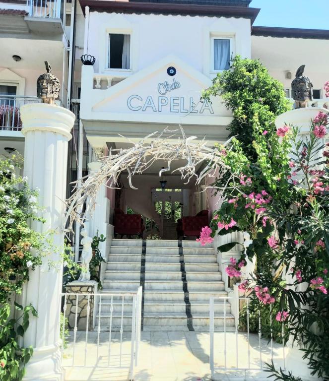 Gallery image of ClupCapella in Marmaris