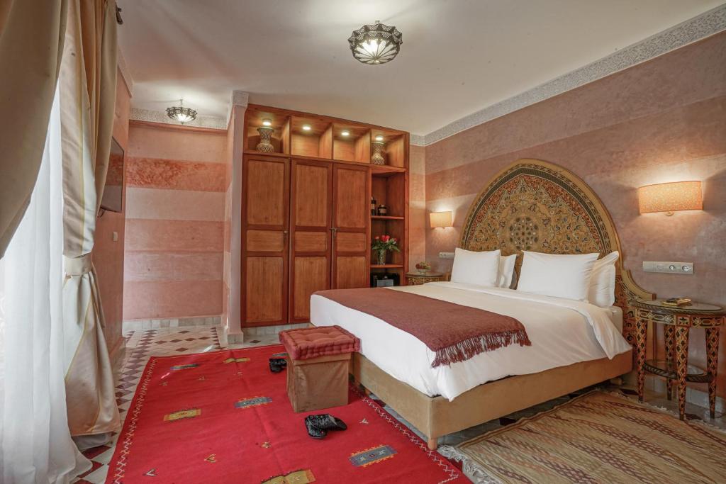 Posteľ alebo postele v izbe v ubytovaní Algilà Fes Riad Medina Charme Hotel