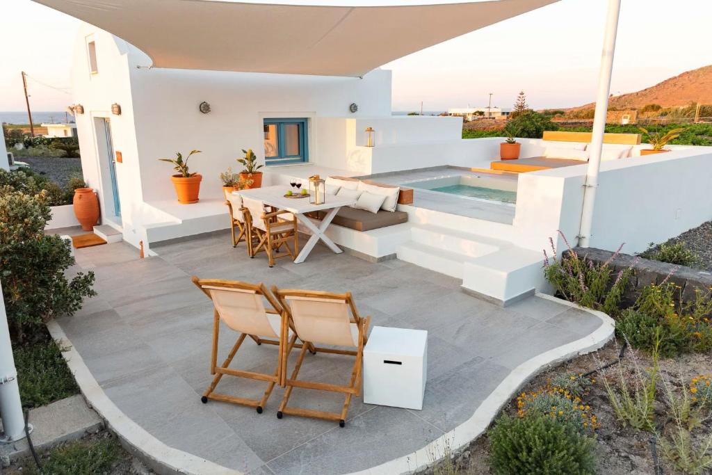 Curated visual reference: Fresh Look at Wonderful Santorini House Villa Mezzo Honeymoon Private Pool Sea Views