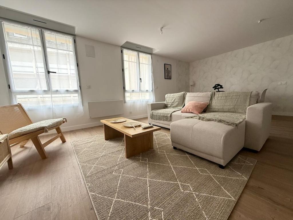 Et opholdsområde på Le sanctuzen Proche sanctuaire, spacieux