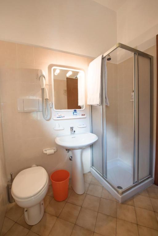 Koupelna v ubytování Hotel Bristol