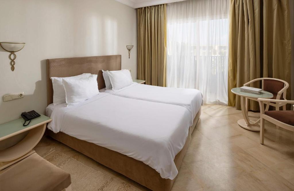 Beachfront · Private Beach Verdi Tunis Beach Resort - Deluxe Twin Room With Panoramic View