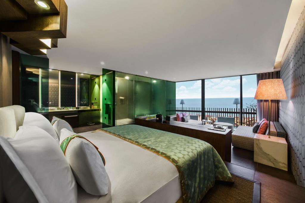 Postel nebo postele na pokoji v ubytování Maxx Royal Kemer Resort