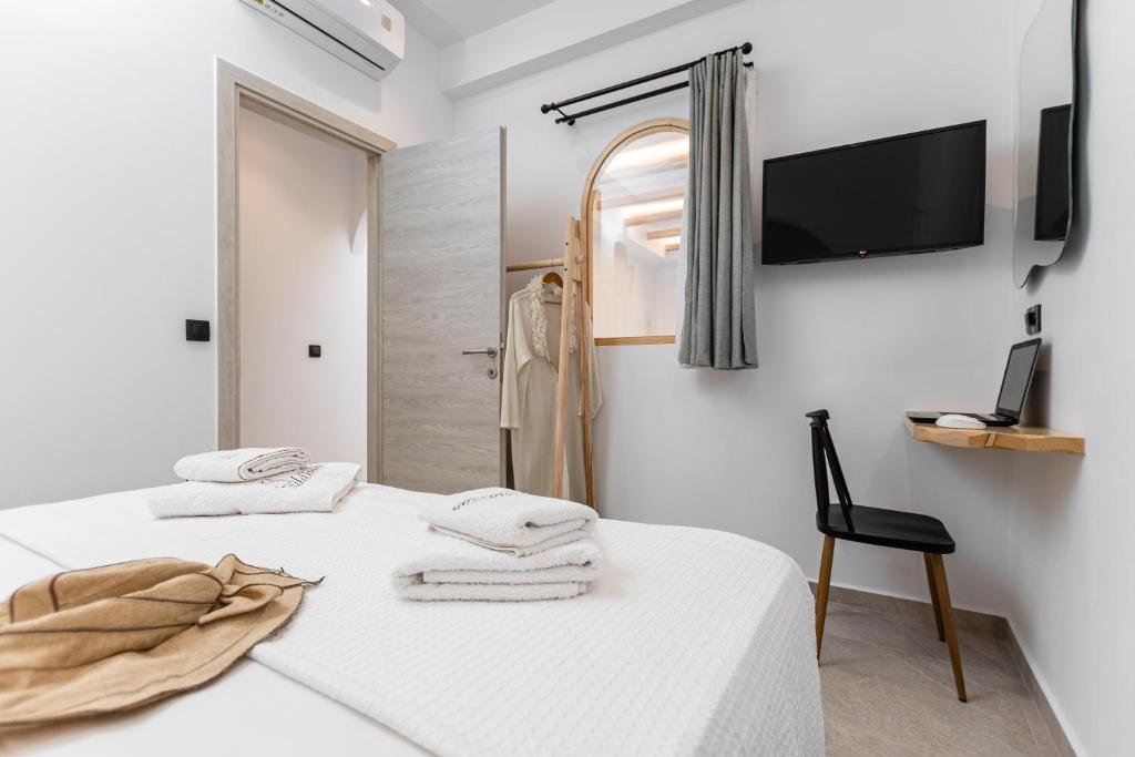 Adama's Suites Naxos - 14