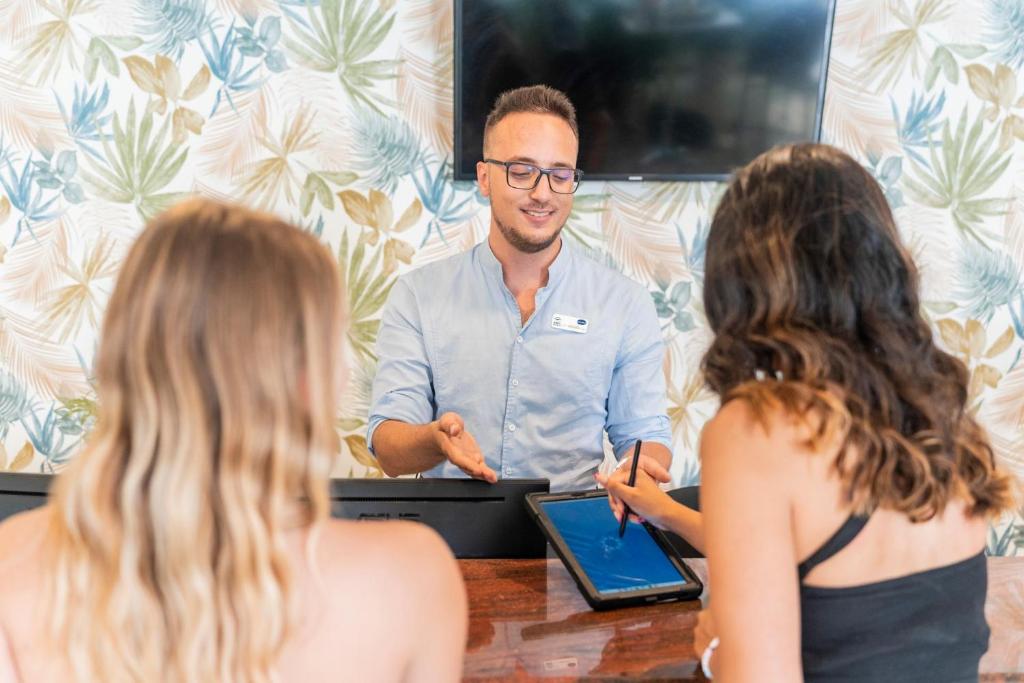 Hotel Amic Horizonte - Resim 18