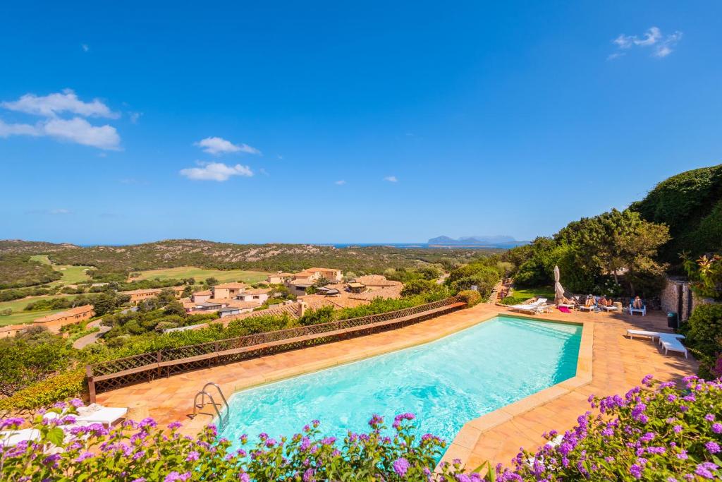 Gallery image of Luxury Pevero Apartment in Golf Club in Abbiadori