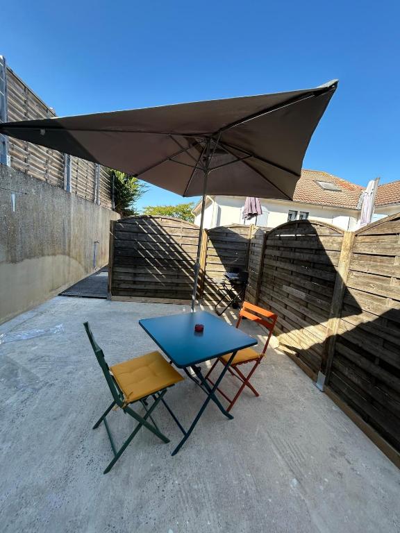Μπαλκόνι ή βεράντα στο Maisonnette de 29 m2