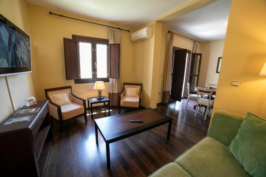 Hotel Villa Turística de Bubión - Deluxe Family Suite