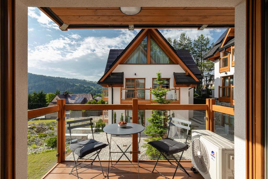 IJG Imperial Apartamenty Smrekowa - 2