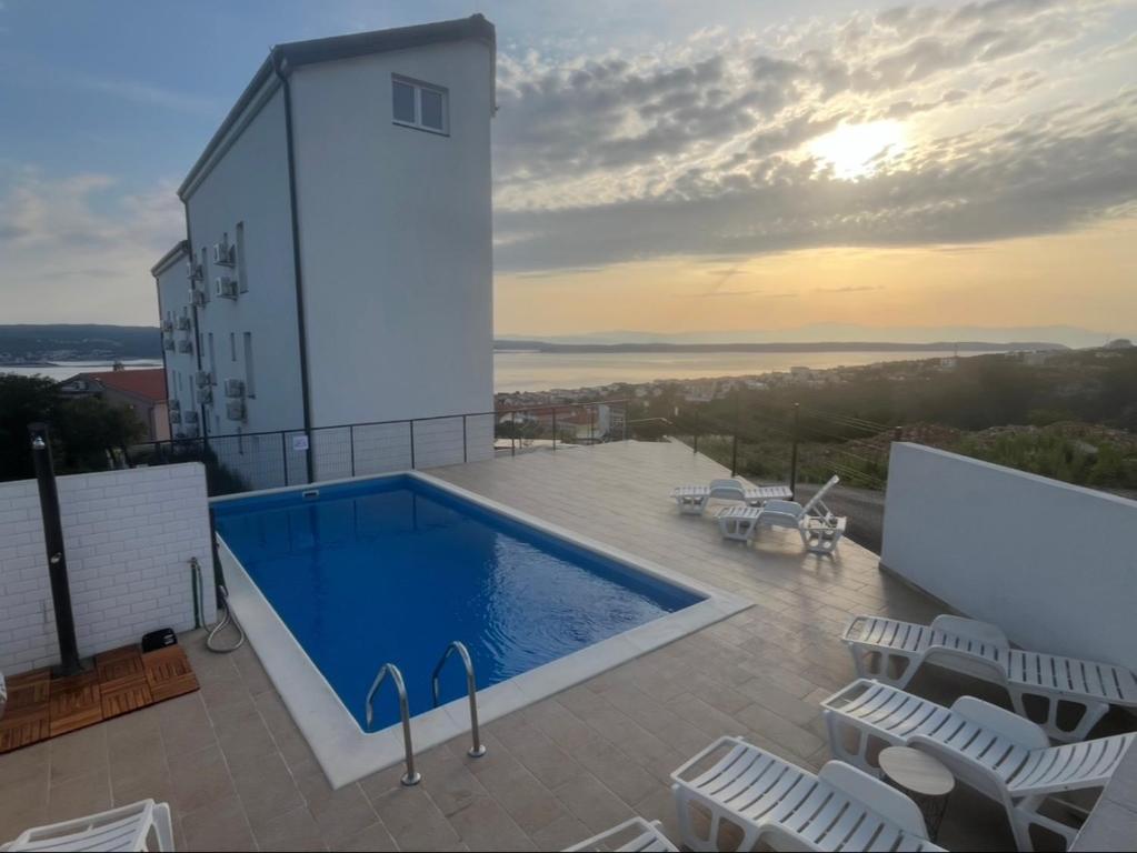 Bazén v ubytování Hillside Residence Crikvenica nebo v jeho okolí