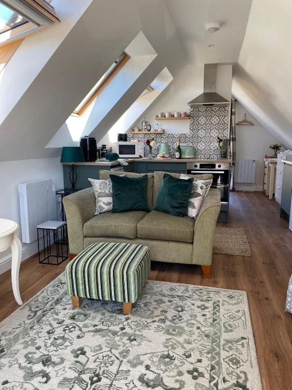 Η κουζίνα ή μικρή κουζίνα στο Grove View Studio Apartment