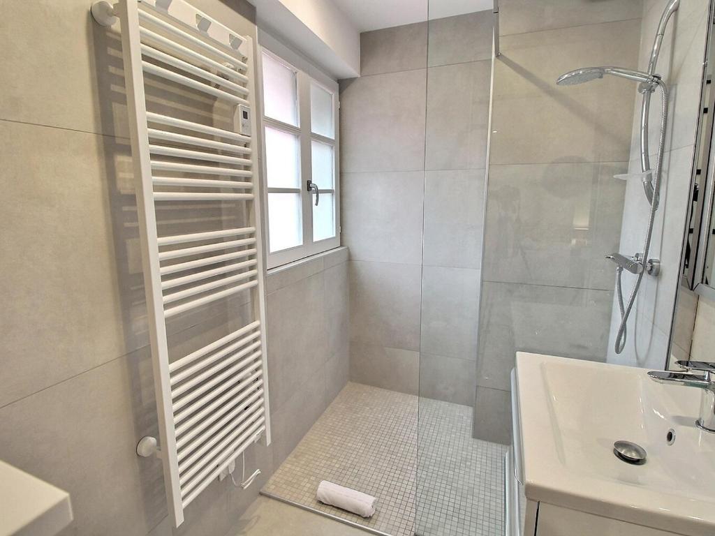 Duplex élégant pour 4 pers avec garage au centre de Colmar – photo 8