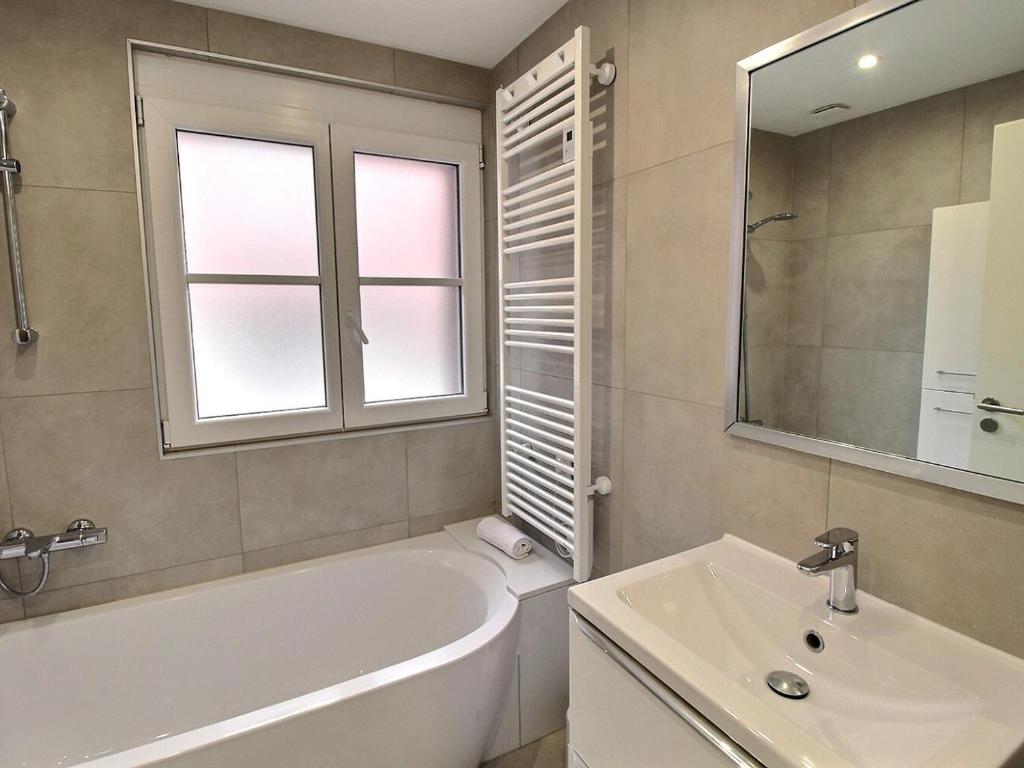 Duplex élégant pour 4 pers avec garage au centre de Colmar – photo 13