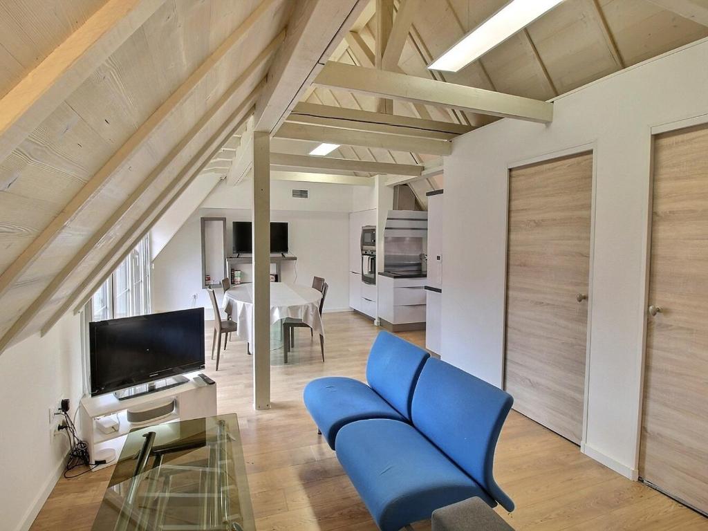 Duplex élégant pour 4 pers avec garage au centre de Colmar – photo 5