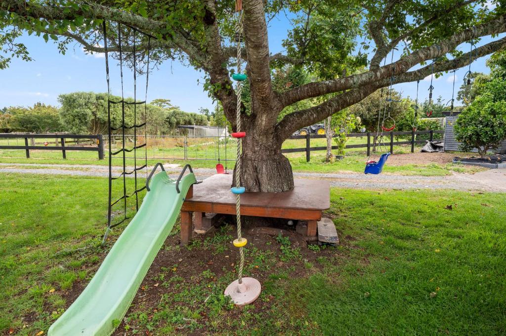 Rotorua Family Retreat Hamurana 10000sqm Lawn - Resim 30