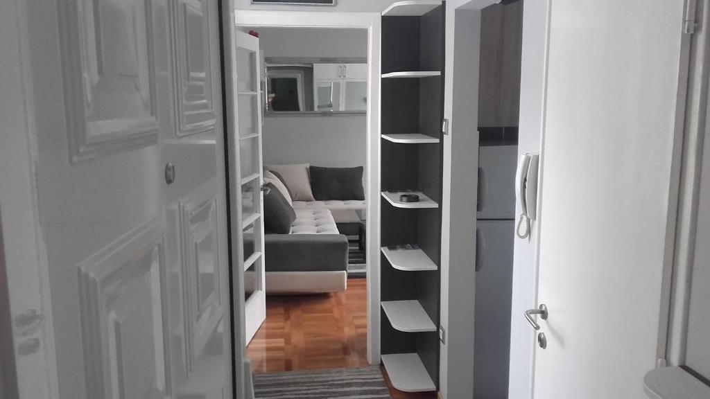 Ein Sitzbereich in der Unterkunft House Prljevic