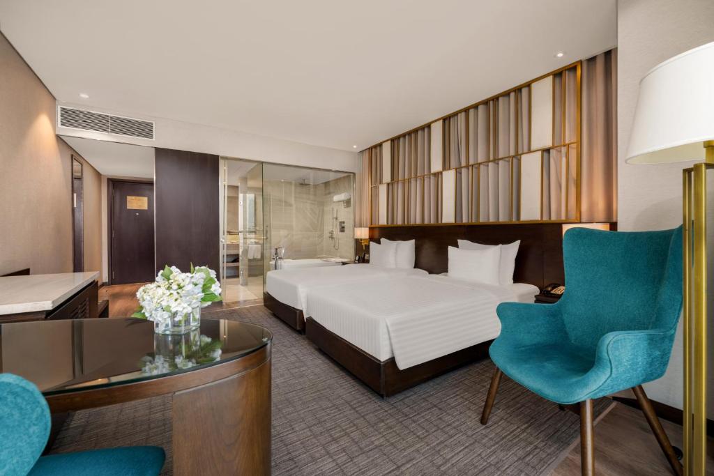 Premier Deluxe Double/ Twin with Bathtub