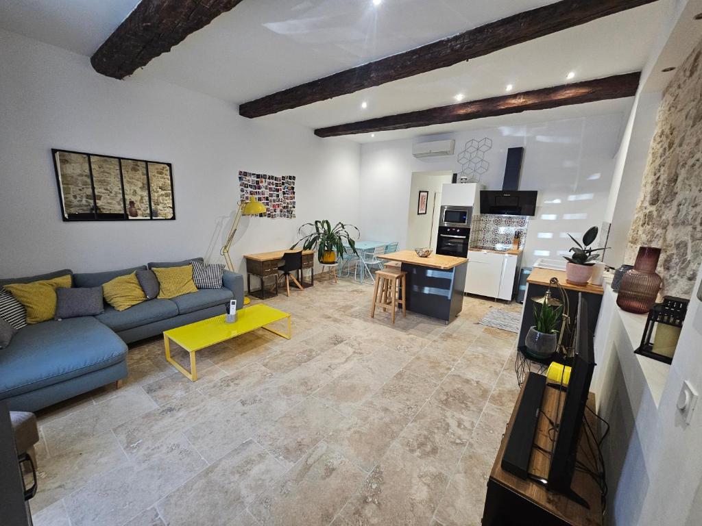 Appartement T2 charmant, calme, terrasse & parking