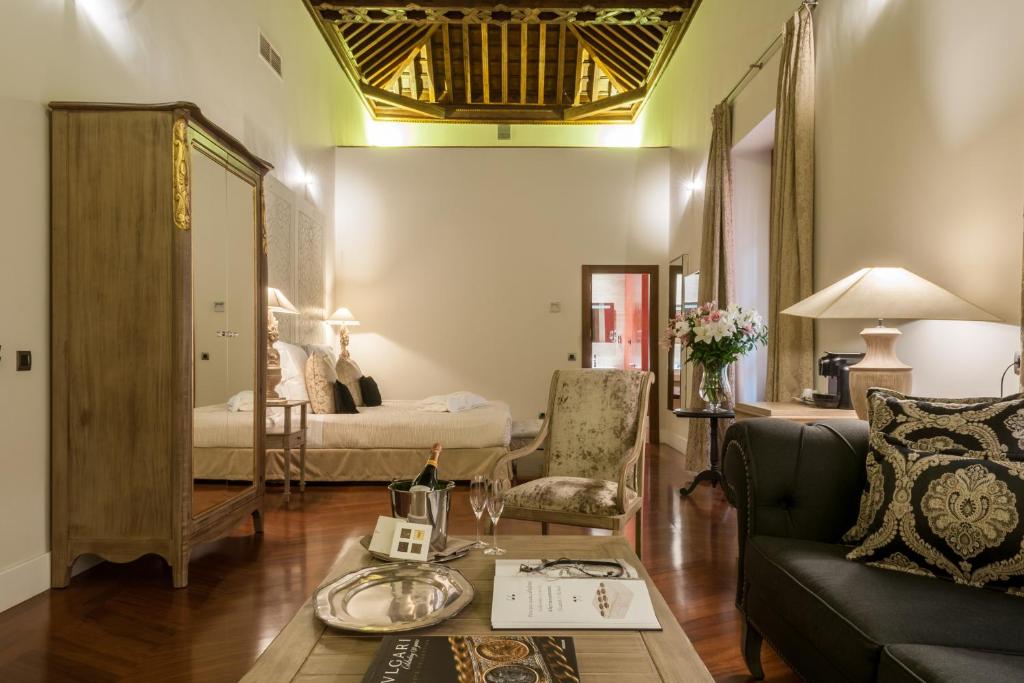 Palacio Pinello, Seville – Updated 2022 Prices