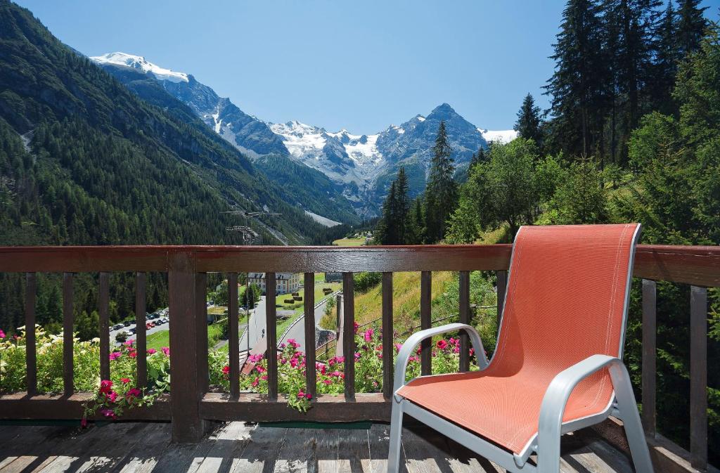 Hotel Madatsch - Double Room With Balcony
