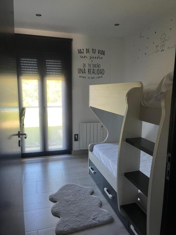 Afbeelding uit fotogalerij van Chalet Vacacional As Aceñas in Morán