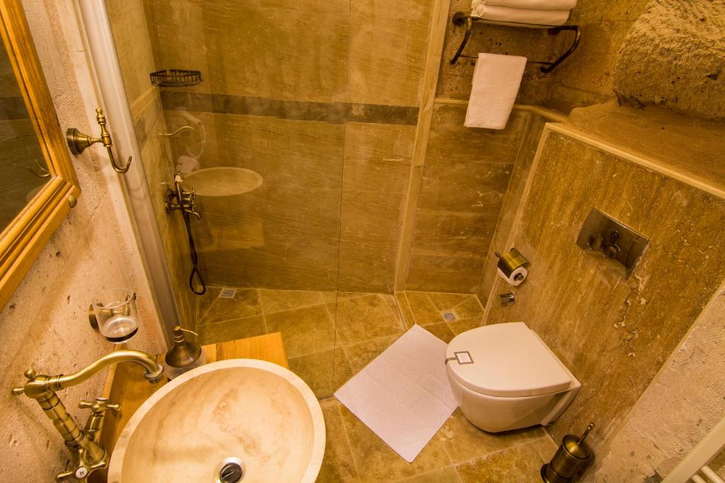 Caldera Cave Hotel - 19