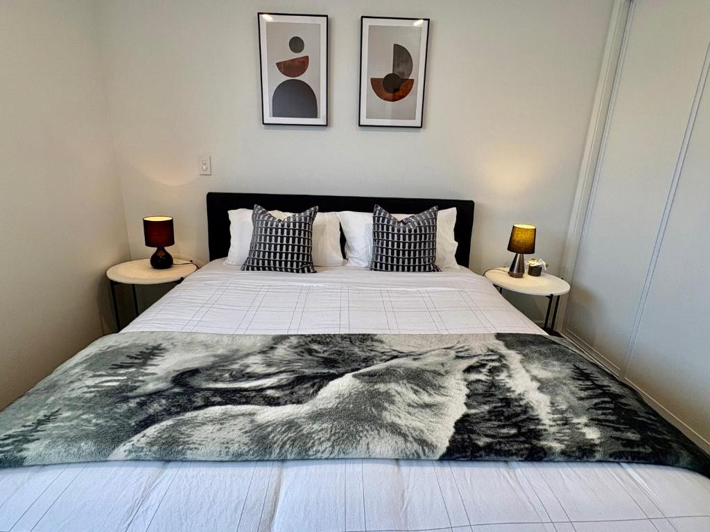 Close to Arena and one kilometer from Railway station onsite EV car park - Resim 25