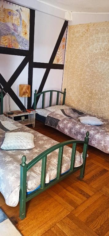 Agroturystyka Dorado Pokoje Gościnne i Apartamenty - Habitación Doble Con Baño Privado