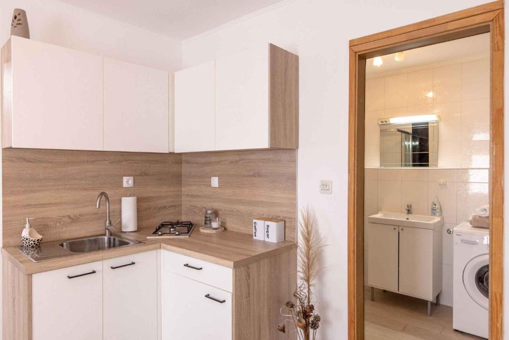 House and Apt. in Crikvenica 39364 - Apartment